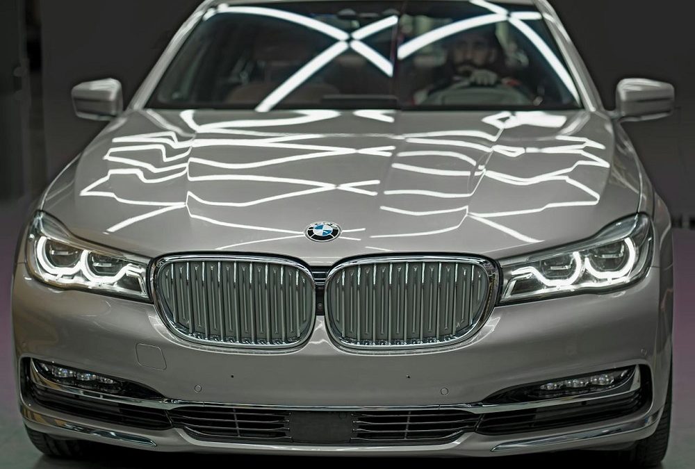 Importer une voiture de luxe facilement à Limoges